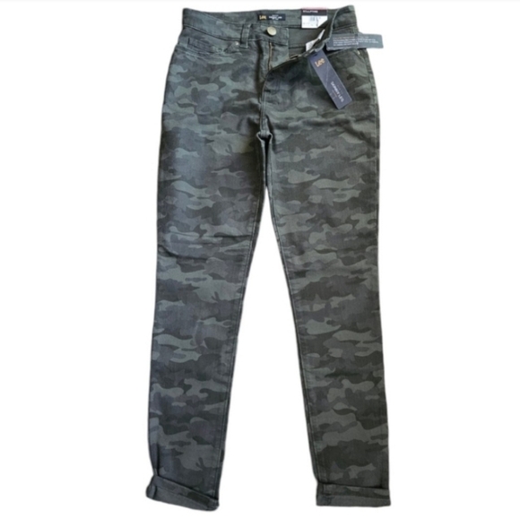 88 Lee Women's Sculpting Slim Fit Skinny Leg Camo Jeans Size 4 Medium - Picture 4 of 4
